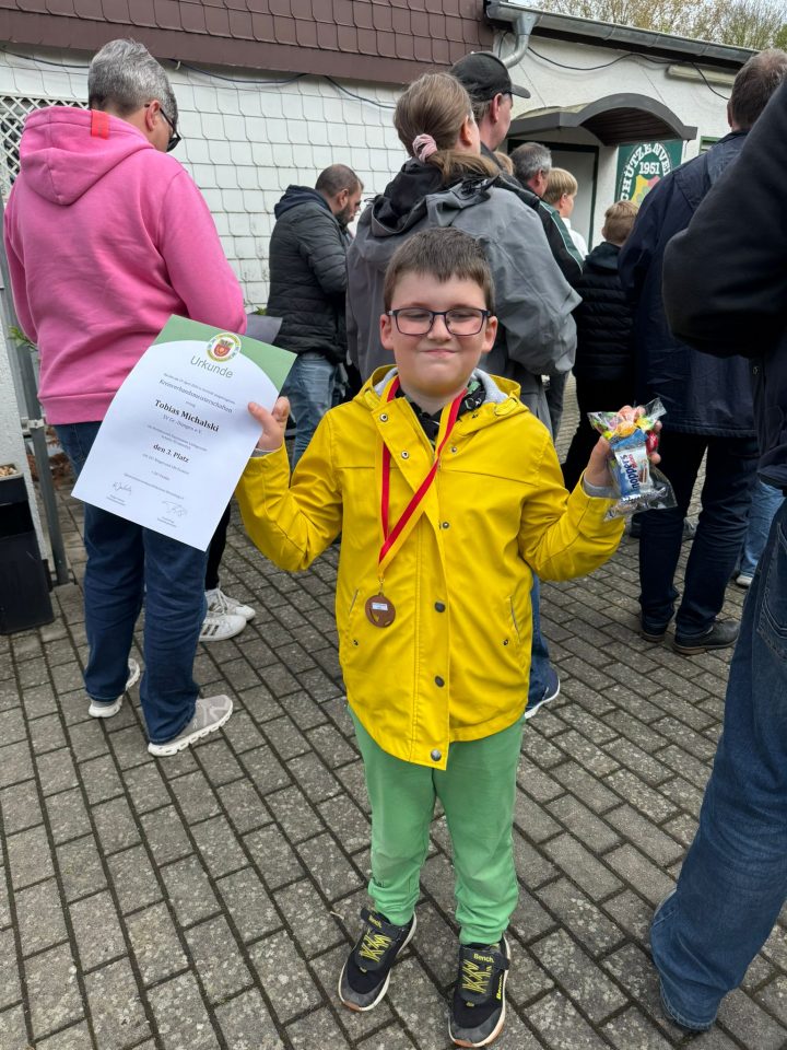 Kreismeisterschaft „Faszination Lichtschießen“: Starker Auftritt von unserem jüngsten Starter